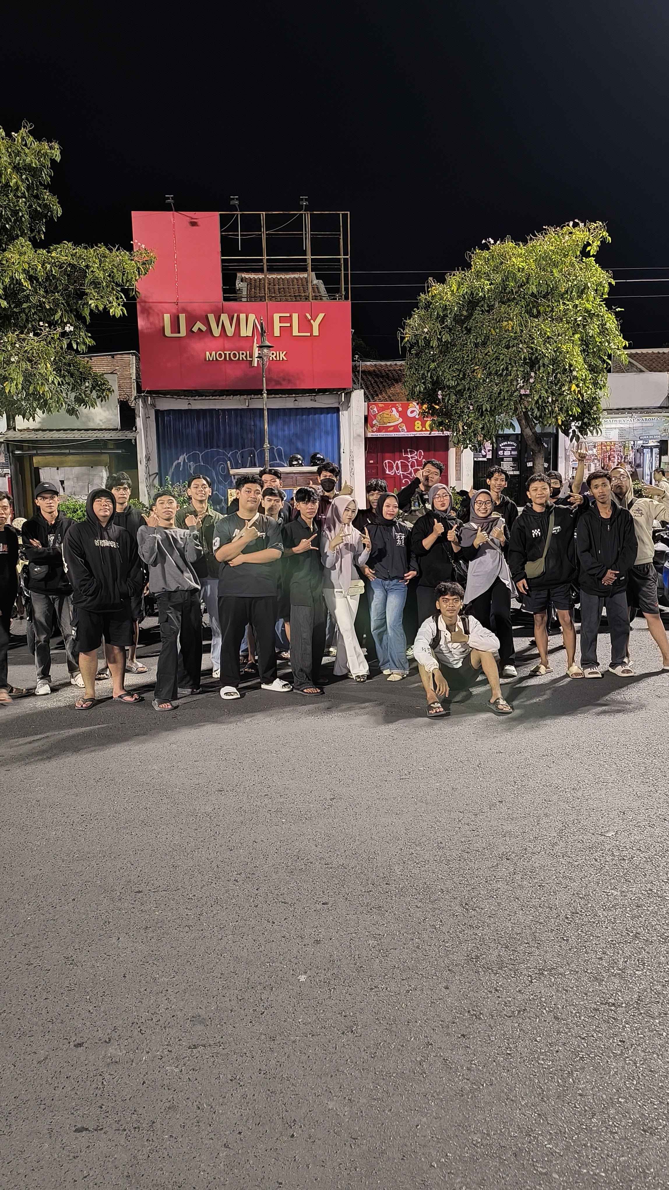 Mini NR Wacana Style X Matic Gank V2: Satu Aspal, Satu Cerita di Angkringan A.R