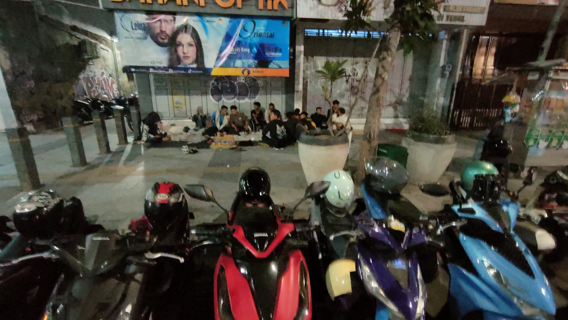 Dokumentasi Kumpul Mingguan Wacana Style & Rolling Tegal ke Angkringan A.R