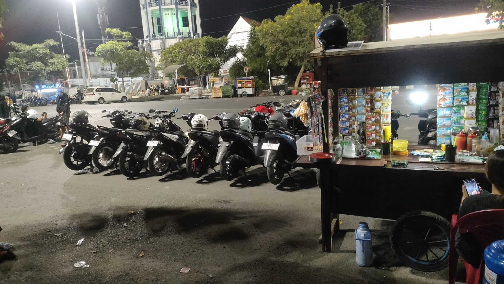 Dokumentasi Kumpul Mingguan Wacana Style & Rolling Tegal ke Angkringan A.R