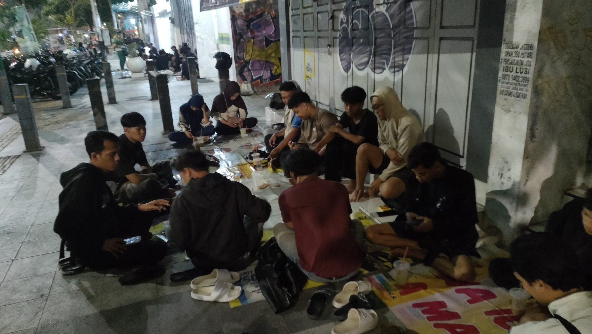 Dokumentasi Kumpul Mingguan Wacana Style & Rolling Tegal ke Angkringan A.R