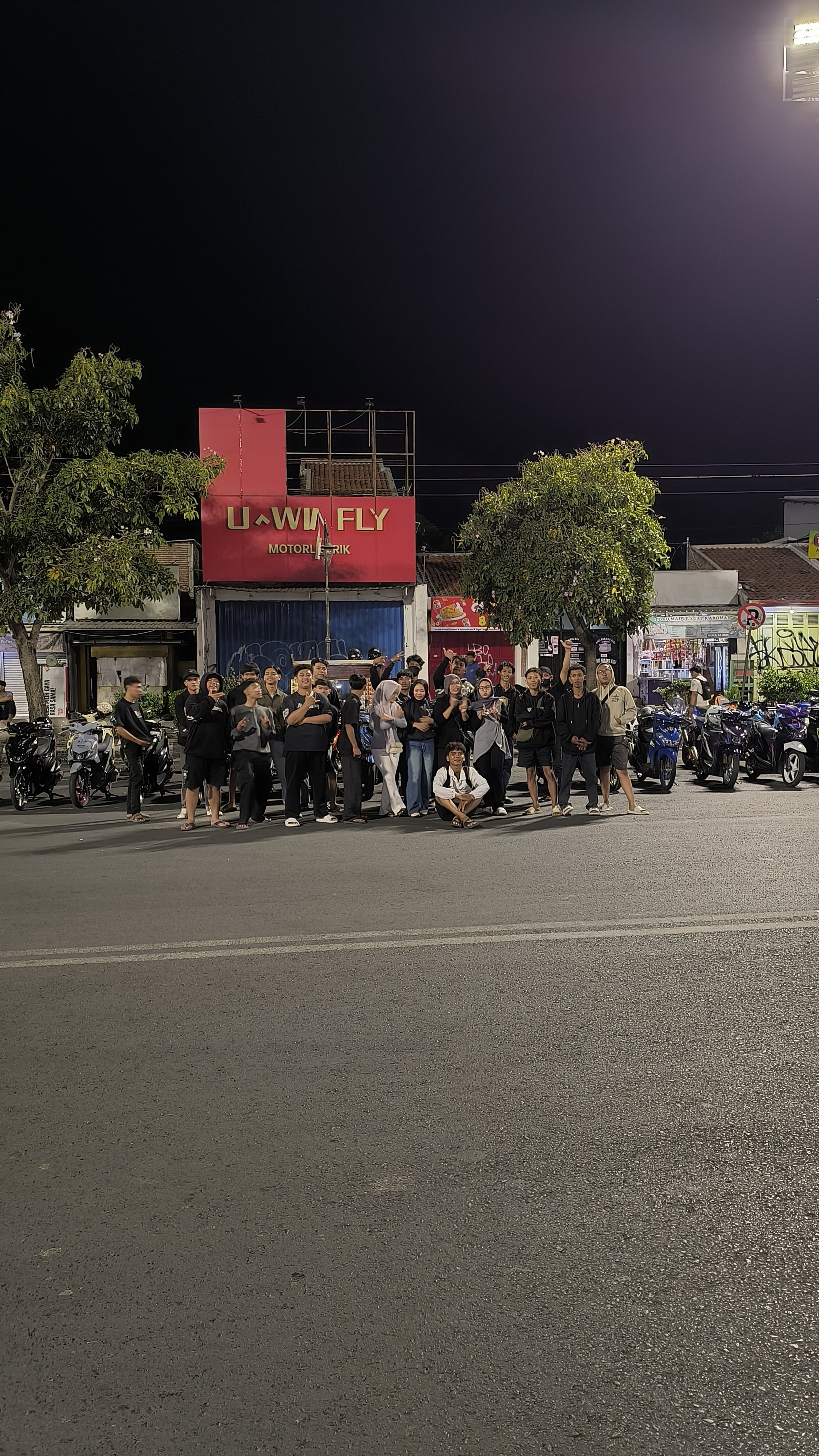 Mini NR Wacana Style X Matic Gank V2: Satu Aspal, Satu Cerita di Angkringan A.R