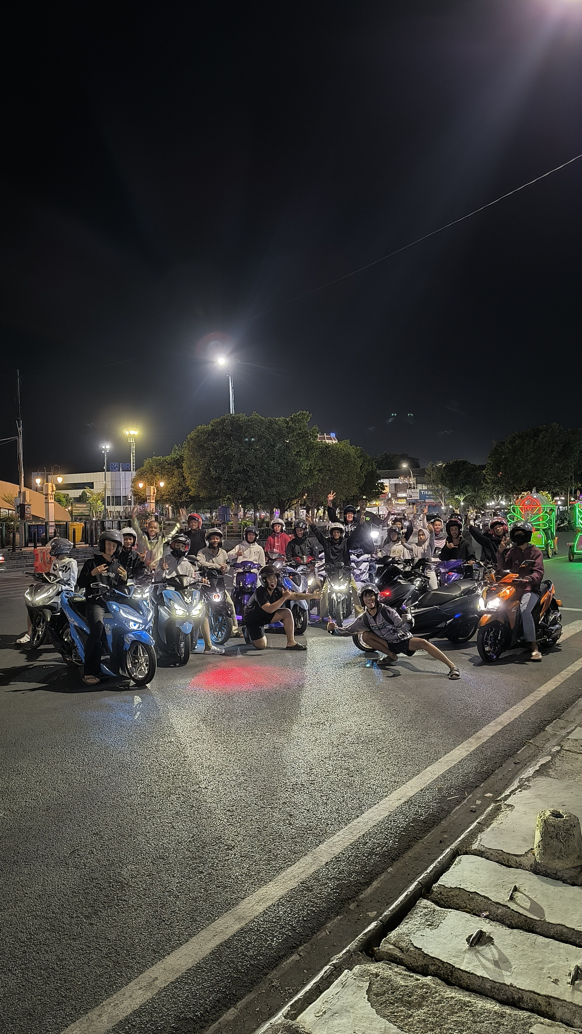 Mini NR Wacana Style X Matic Gank V2: Satu Aspal, Satu Cerita di Angkringan A.R